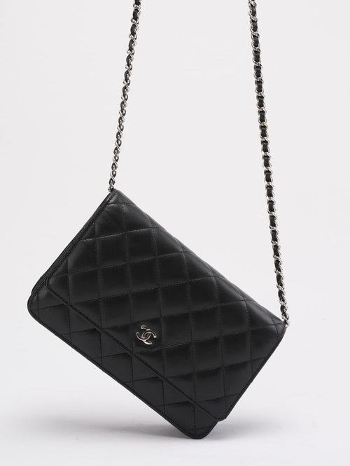 pre-owned coco-vault Chanel Black Classic Wallet on Chain (WOC) 2018