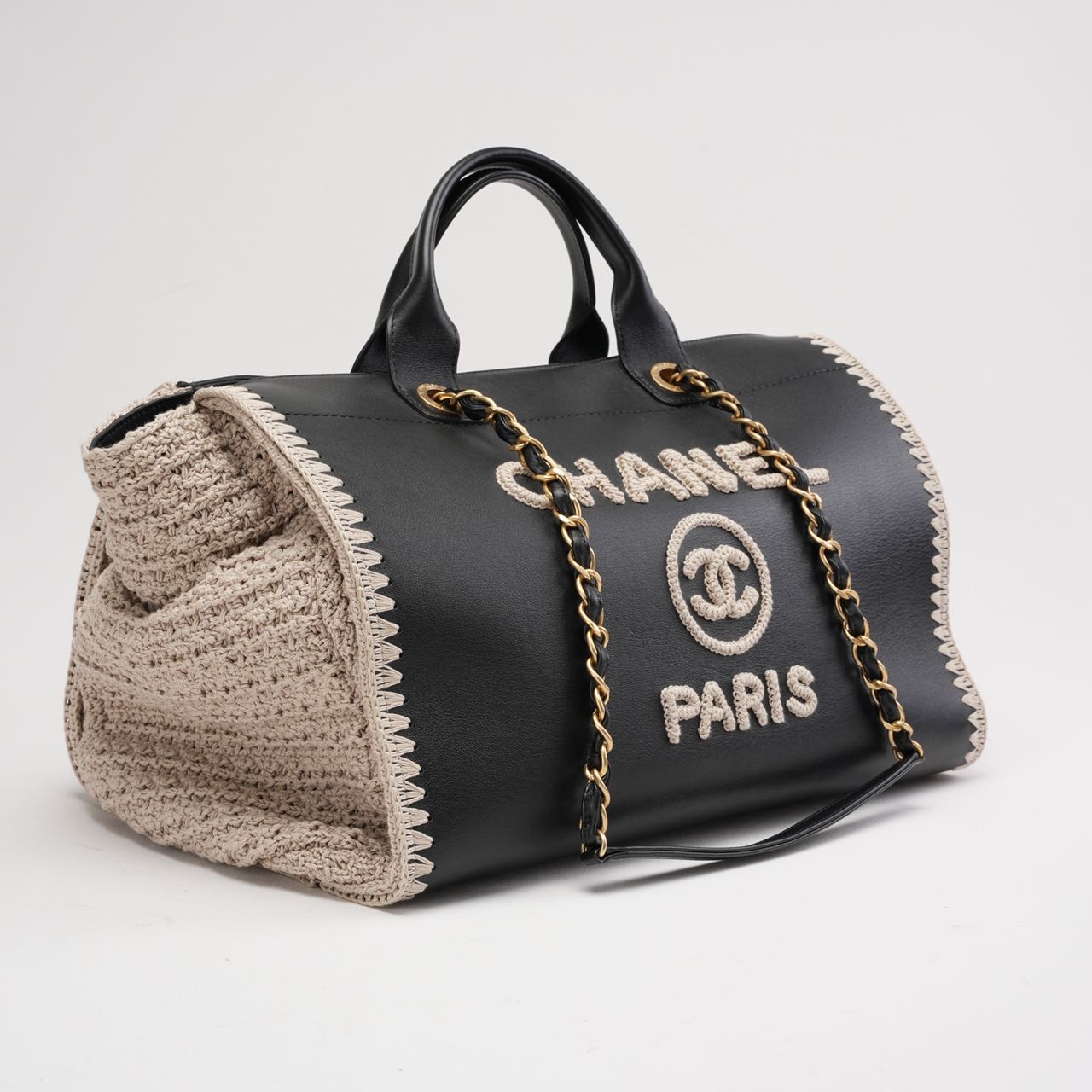 pre-owned coco-vault Chanel Deauville Shopping Tote Large Kalbsleather Black/Beige