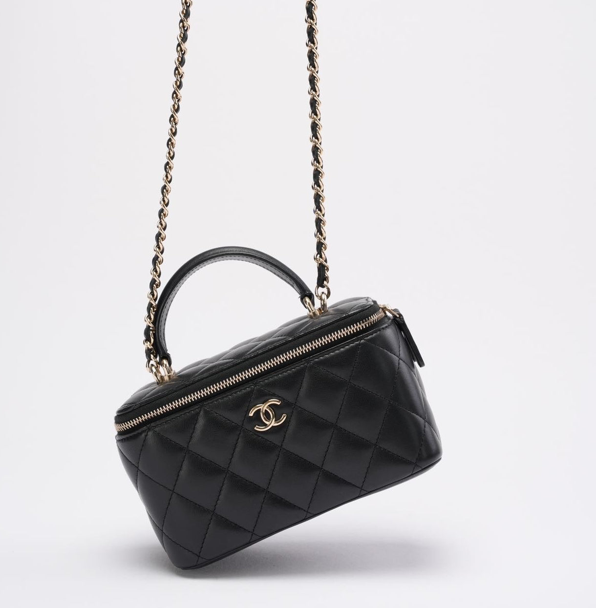 pre-owned coco-vault Chanel Black Small Lambskin Top Handle Vanity Case