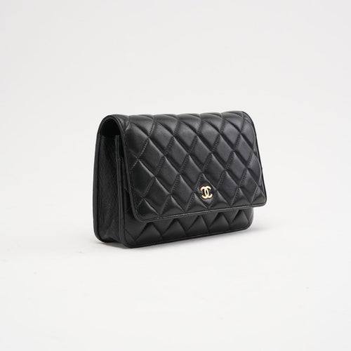 pre-owned coco-vault Chanel Black Classic Wallet on Chain (WOC) 2021