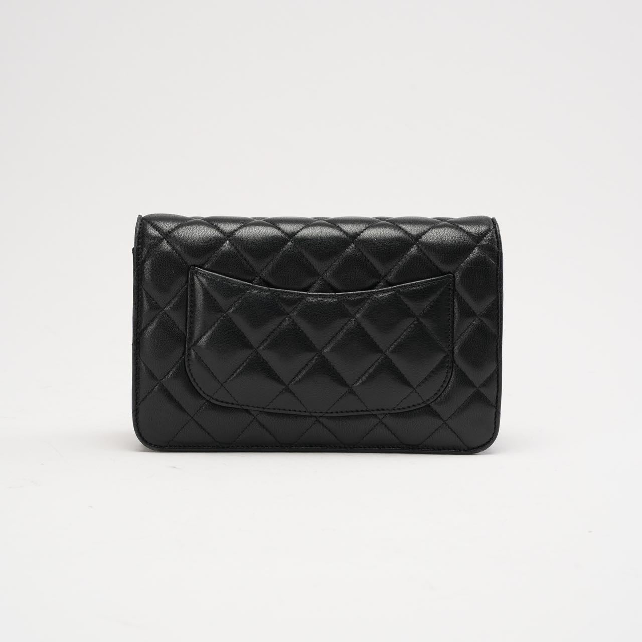 pre-owned coco-vault Chanel Black Classic Wallet on Chain (WOC) 2021