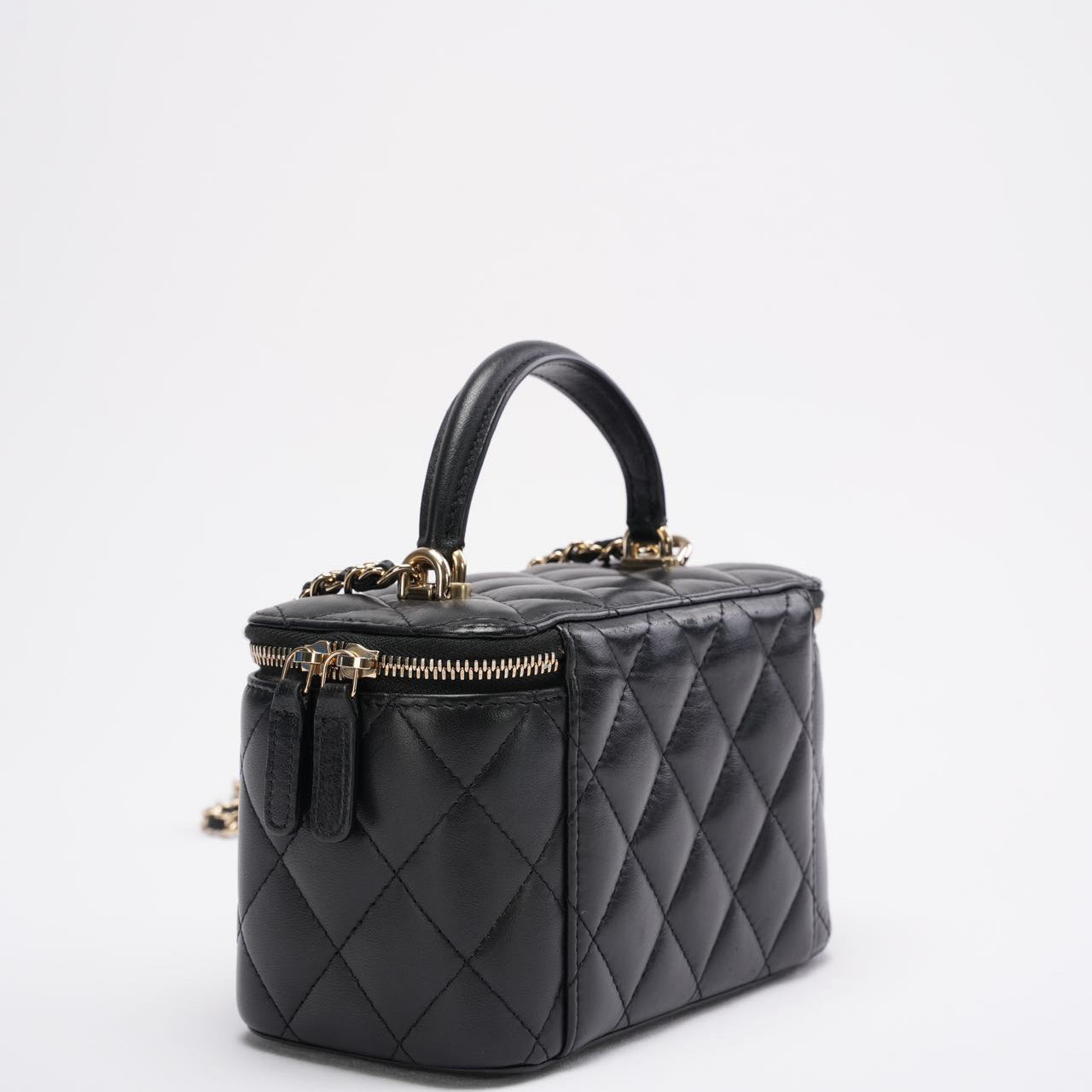 pre-owned coco-vault Chanel Black Small Lambskin Top Handle Vanity Case