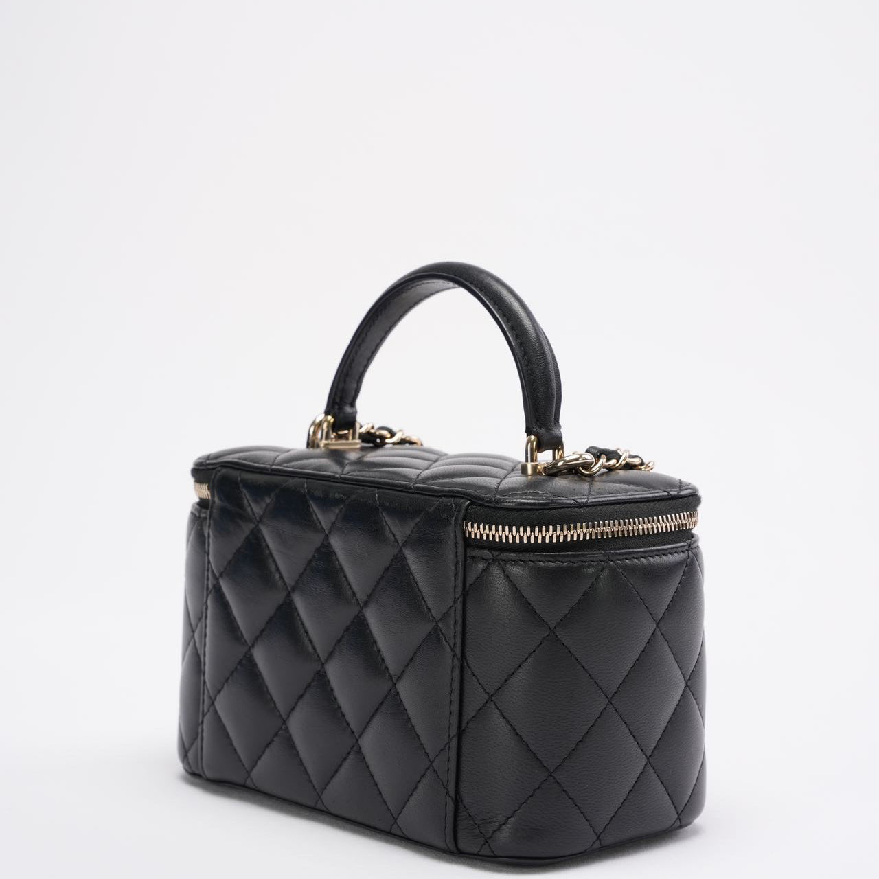 pre-owned coco-vault Chanel Black Small Lambskin Top Handle Vanity Case