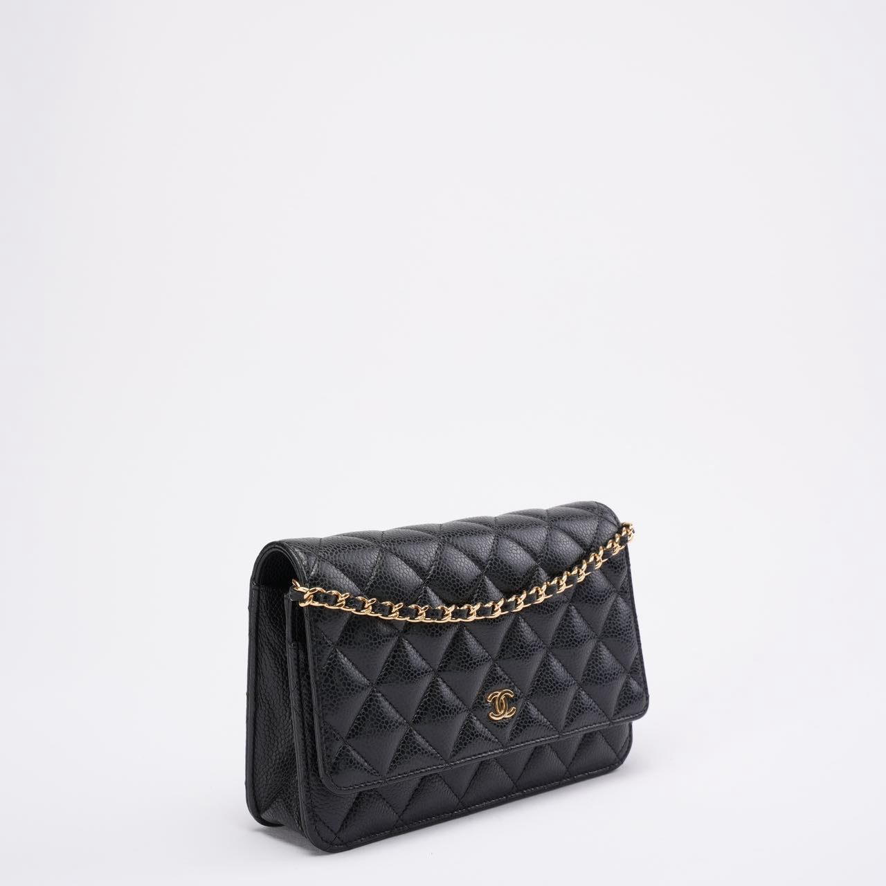 pre-owned coco-vault Chanel Black Quilted Caviar Leather Classic Wallet on Chain 2021