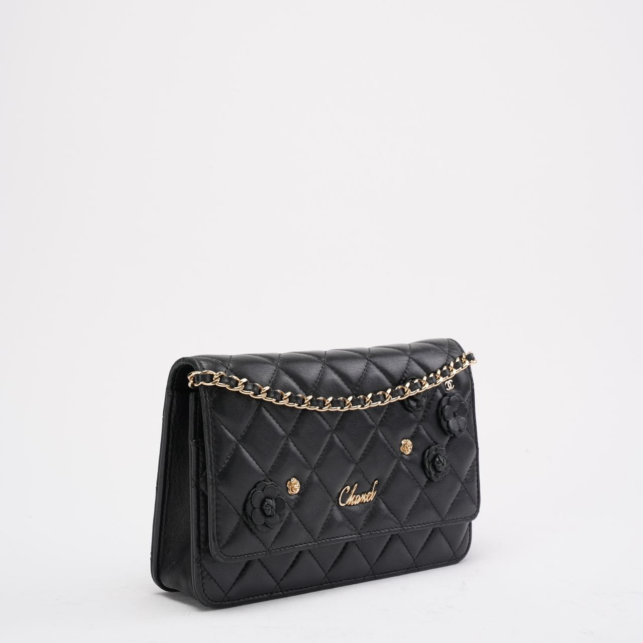 pre-owned coco-vault Chanel Wallet on Chain Black with Camélia Charms 2019