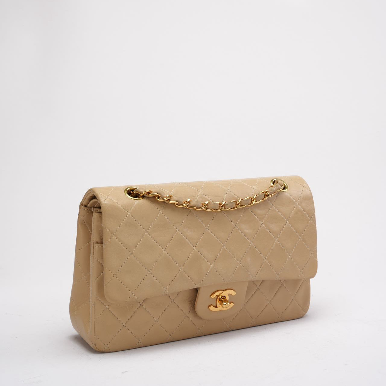 pre-owned coco-vault Chanel Vintage Beige Lambskin Medium Double Flap 1997