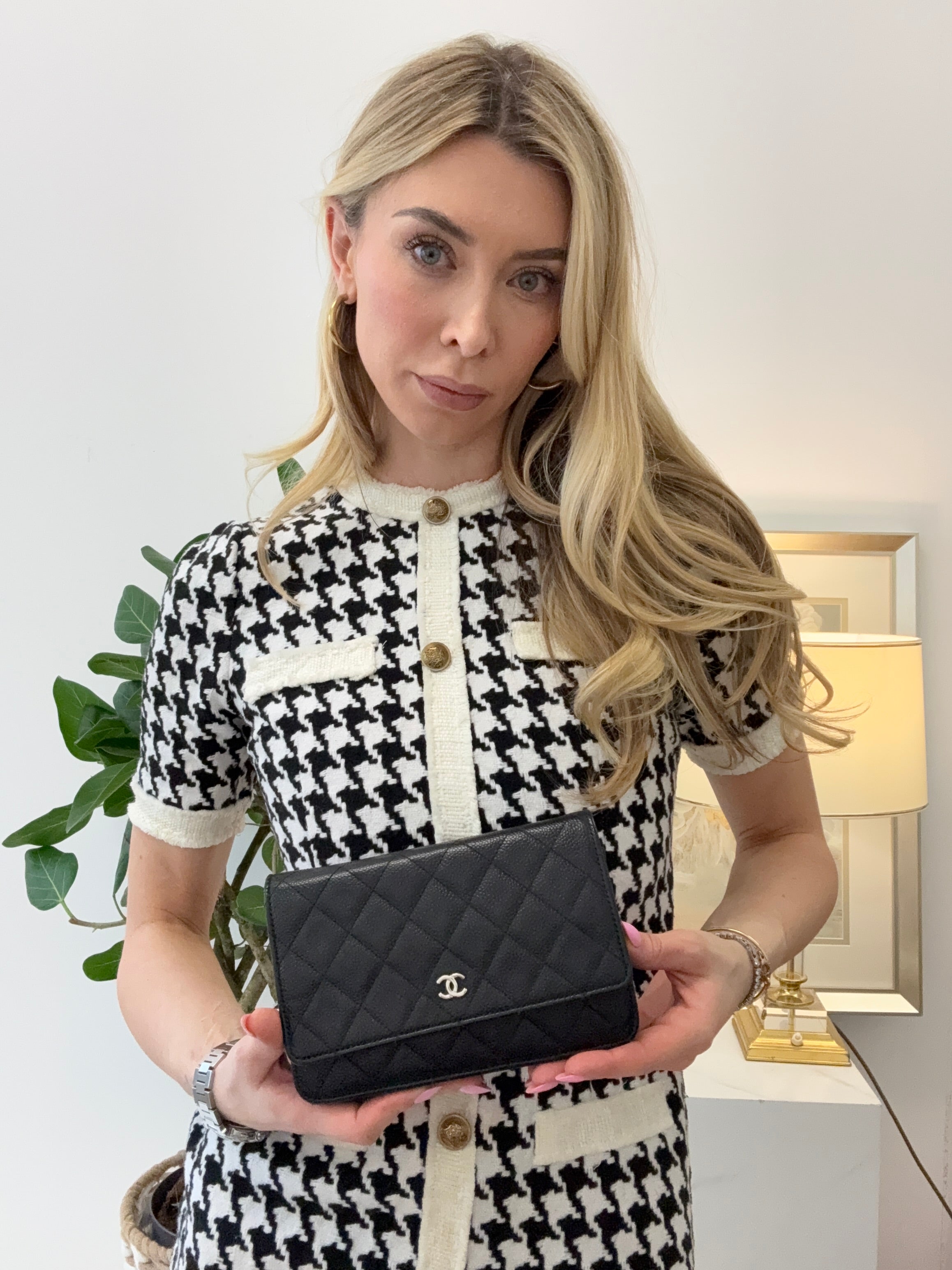 pre-owned coco-vault Chanel Black Caviar Leather Wallet on Chain(WOC) 2020