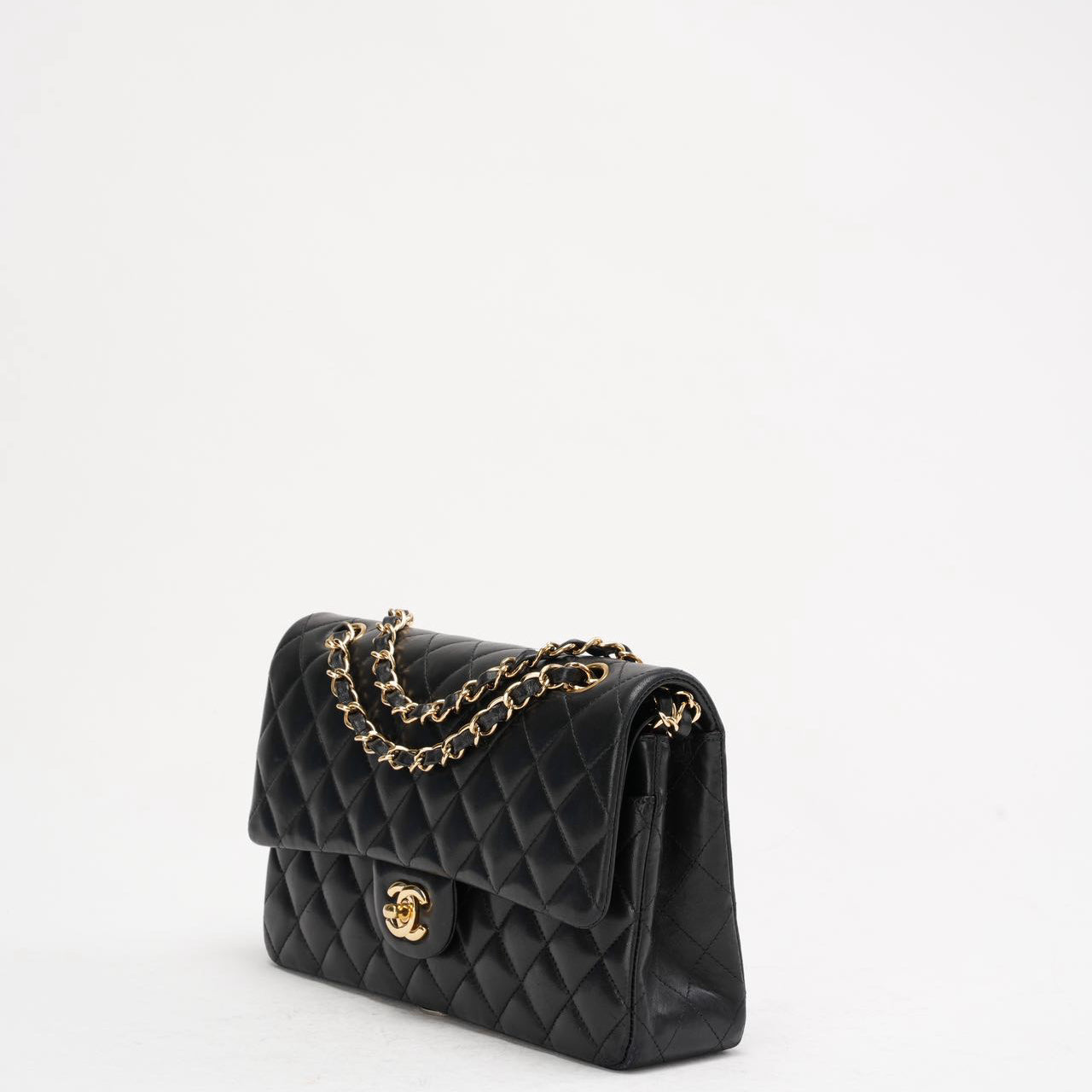 pre-owned coco-vault Chanel Black Classic Medium Double Flap Bag Lambskin 2014 Teil 1 (Copy) (Copy)