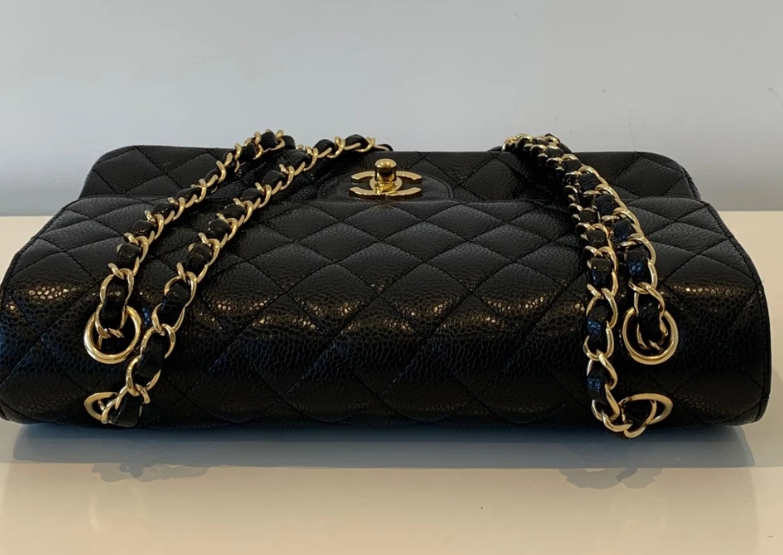 Pre-owned CHANEL Classic Double Flap Bag Medium, Black Caviar Leather with Gold Hardware