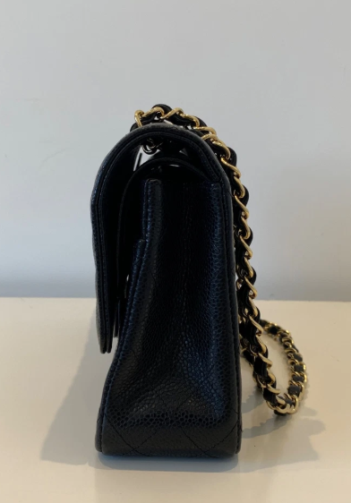 Pre-owned CHANEL Classic Double Flap Bag Medium, Black Caviar Leather with Gold Hardware