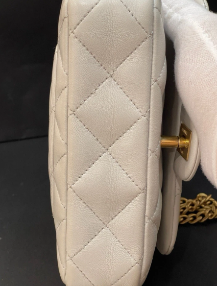 Pre-owned Chanel 25C Light Grey Lambskin Flap Bag