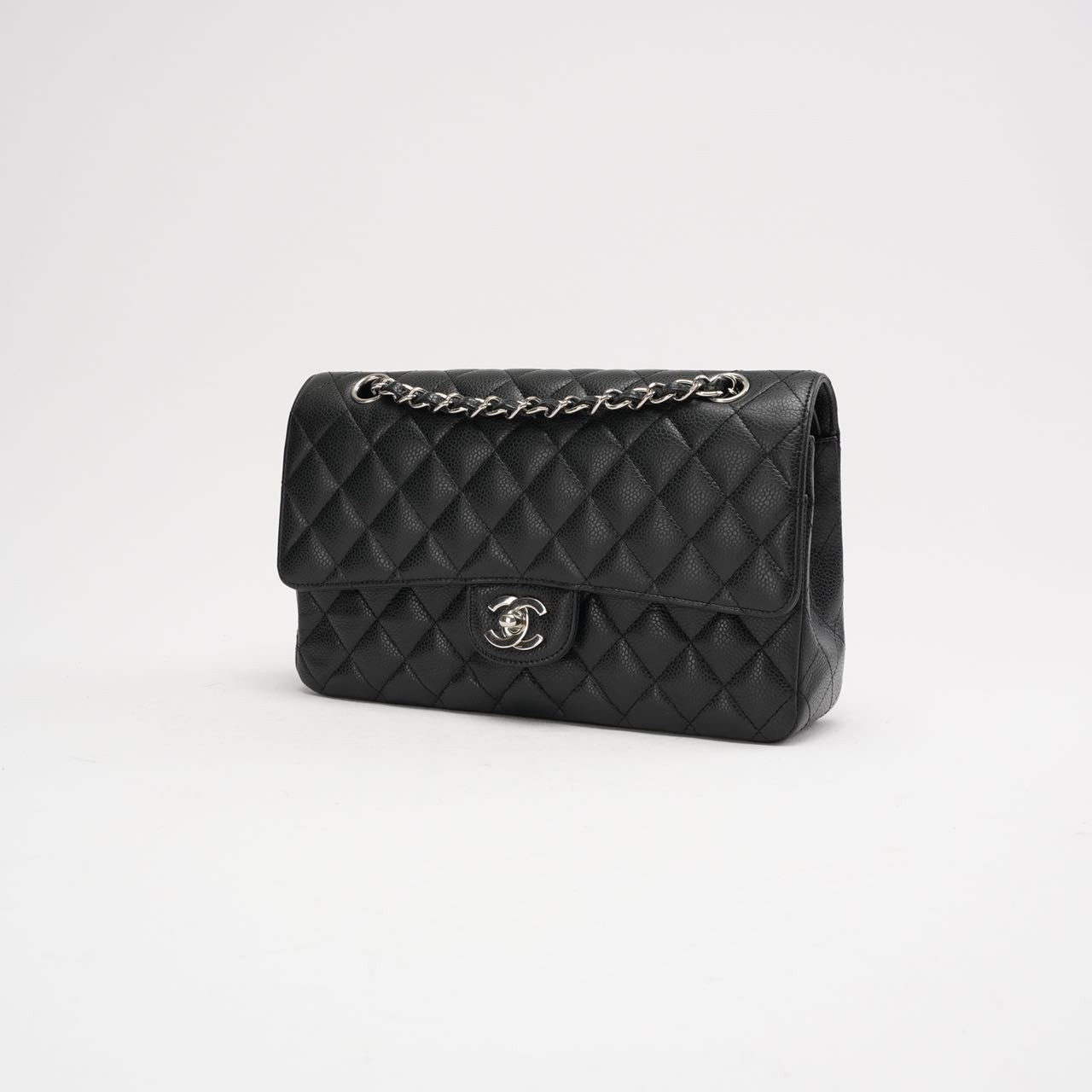 pre-owned coco-vault Chanel Classic Medium Double Flap Bag Black Caviar-leather 2010