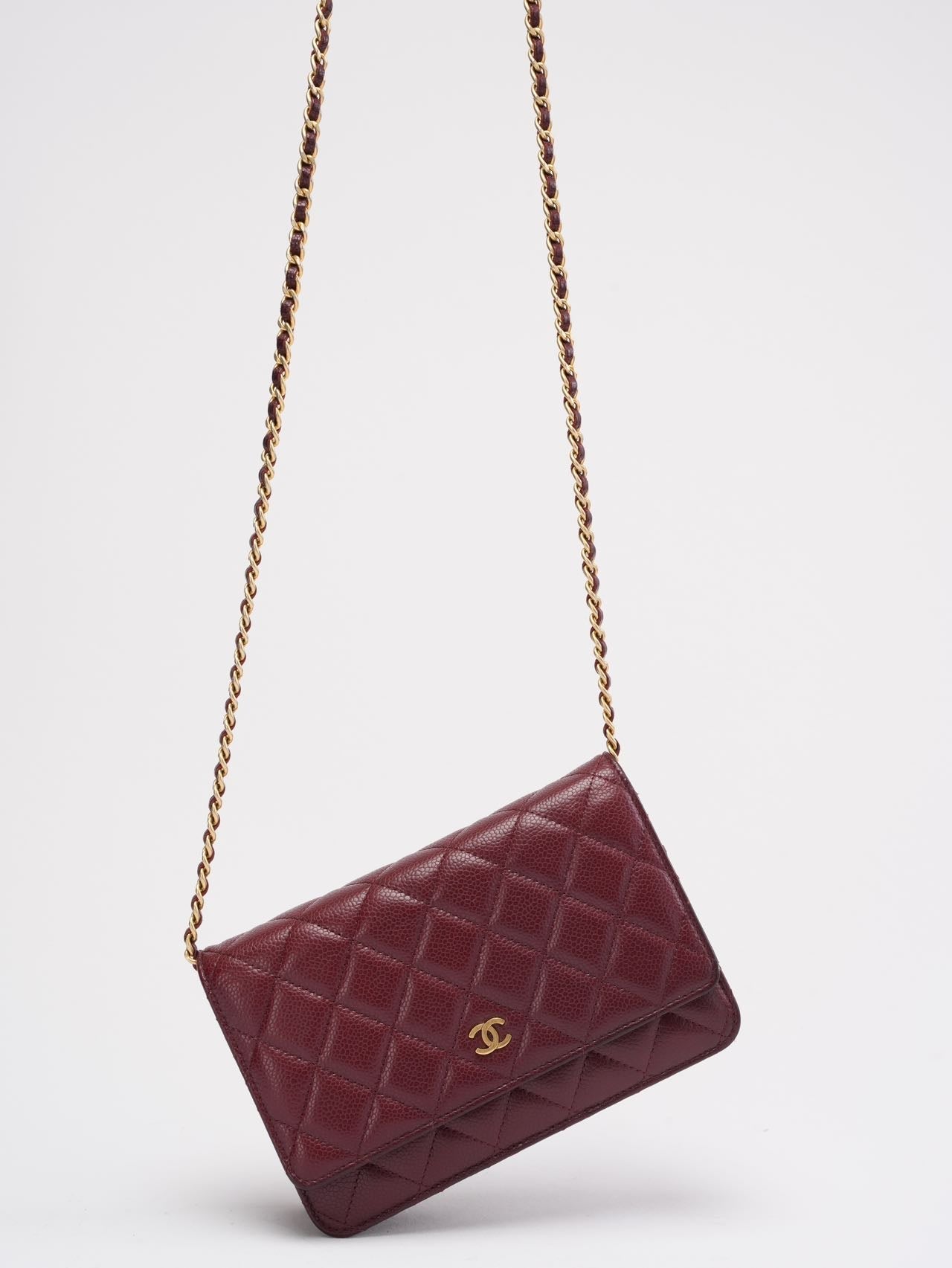 pre-owned coco-vault Chanel Burgundy Classic Wallet on Chain (WOC) 2016