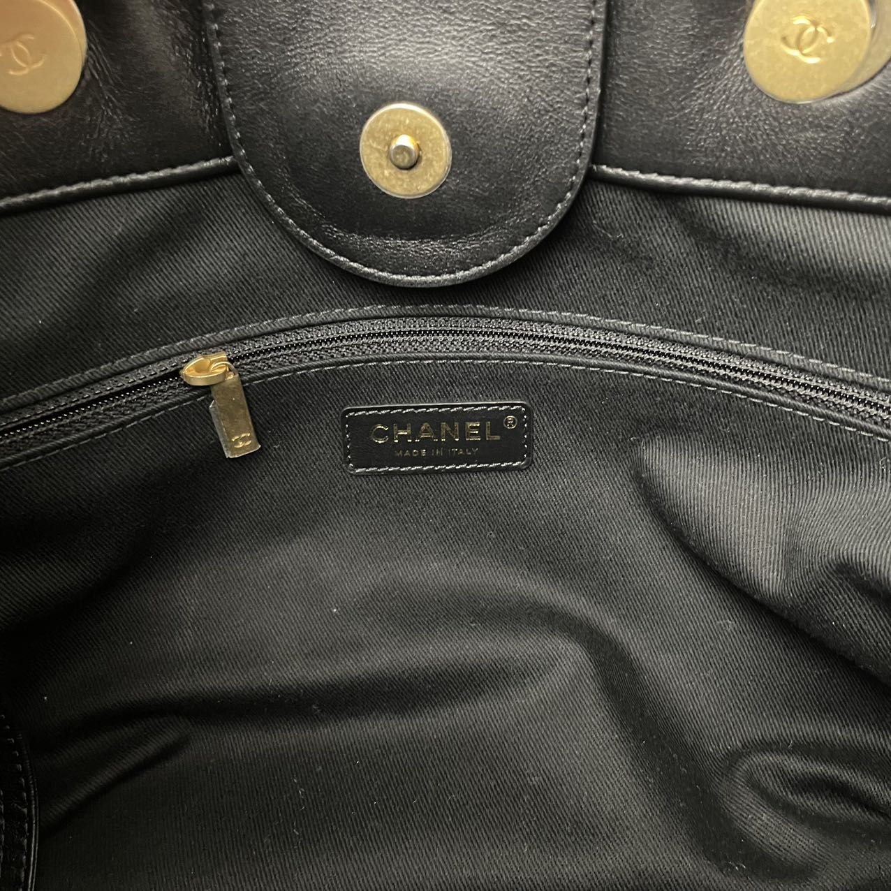 pre-owned coco-vault Chanel Deauville Shopping Tote Large Kalbsleather Black/Beige
